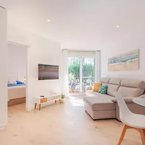 https://faro-puerto-estepona.1costadelsol.com