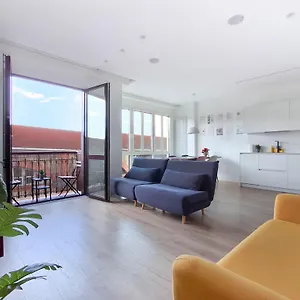 https://akura-apartment.sansebastianhotels.net
